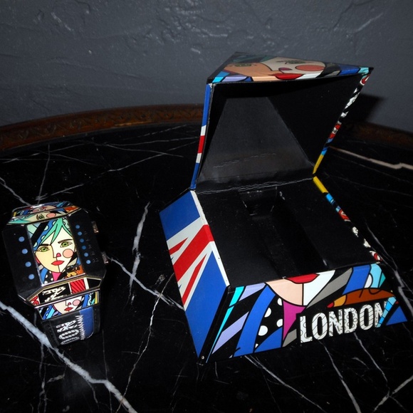 The One Britto Binary Watch Rare Collector Retired HAND SIGNED by Romero Britto - Picture 7 of 8